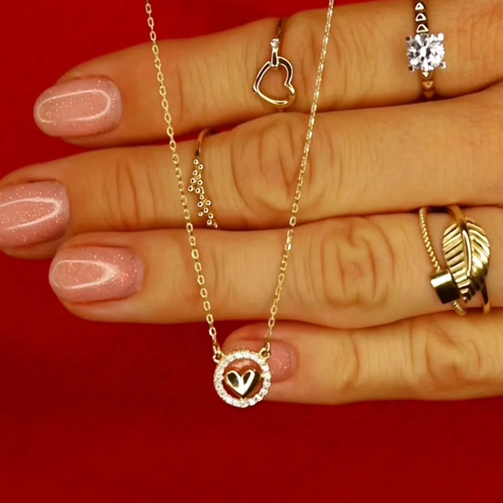 AMORE | Zlatý náhrdelník so srdcom a zirkónovým kruhom fotka