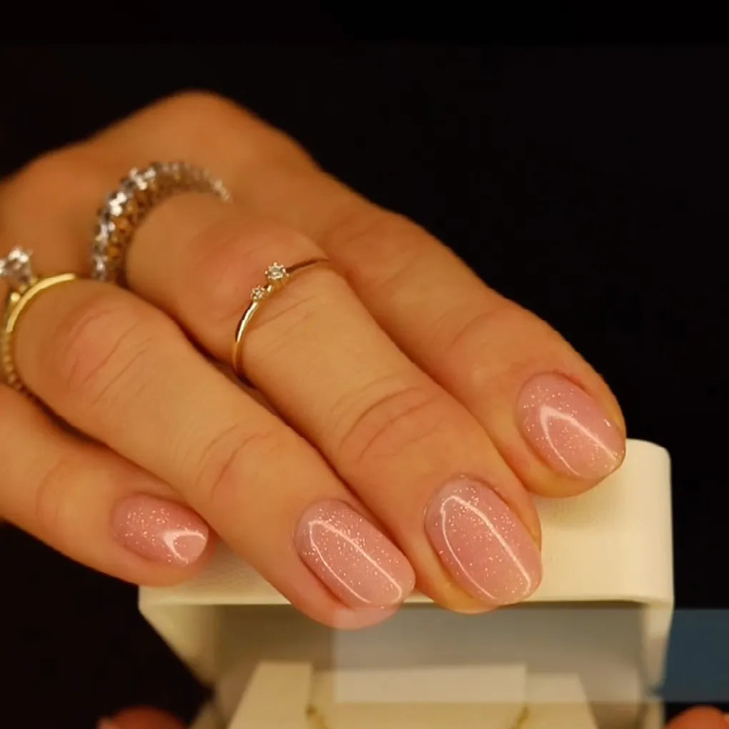 POETICA | Minimalistický zásnubný prsteň