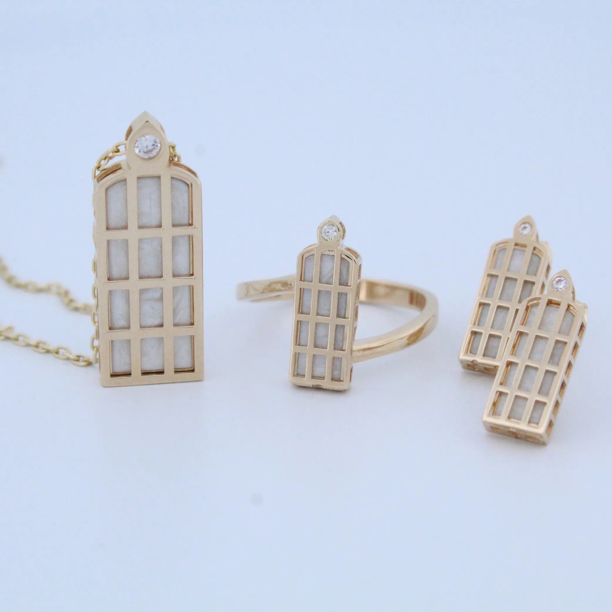 LUMEN | Zlatý prsteň s perlovým enamelom