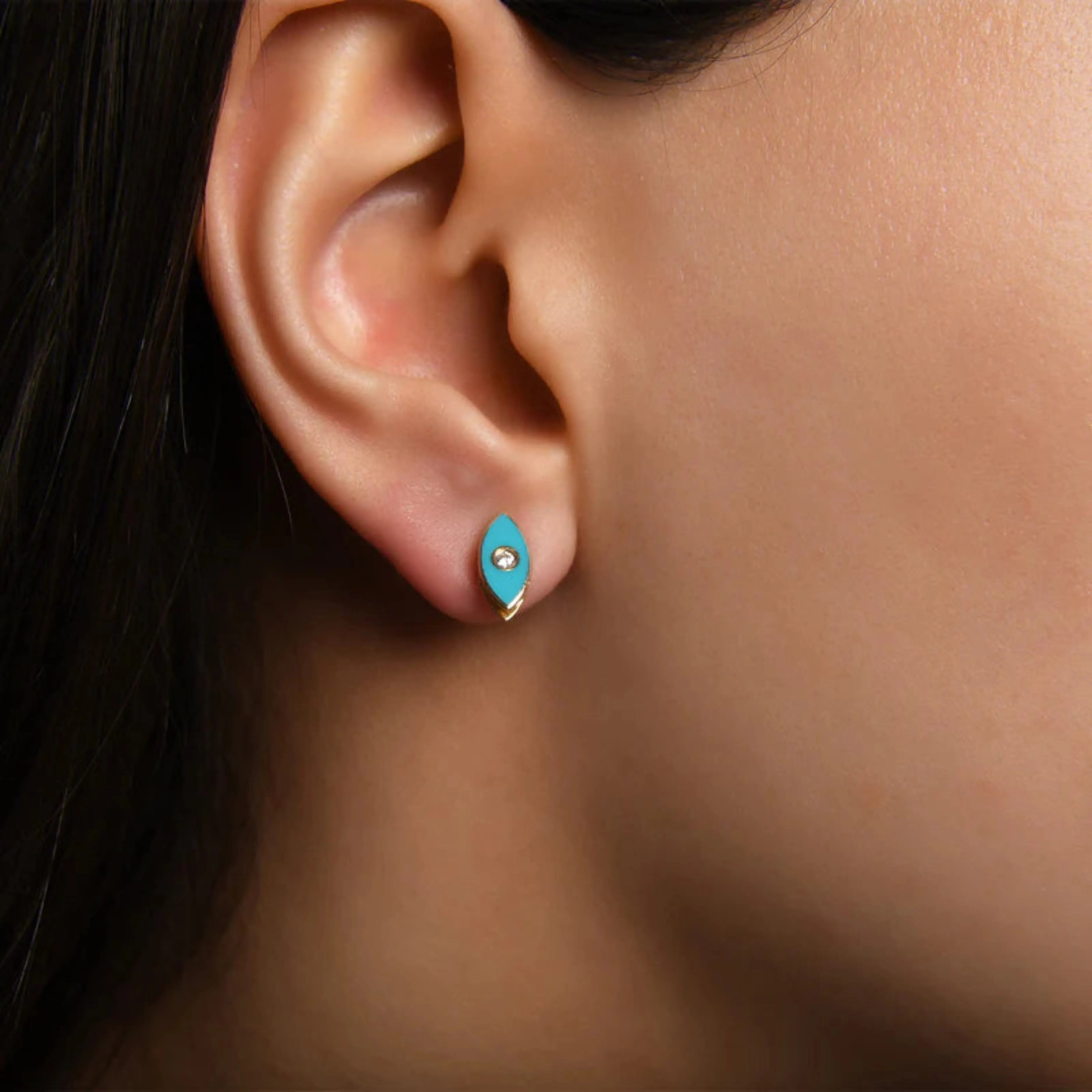 SERENA | Zlaté náušnice s očkom a enamelovou úpravou zo zlata