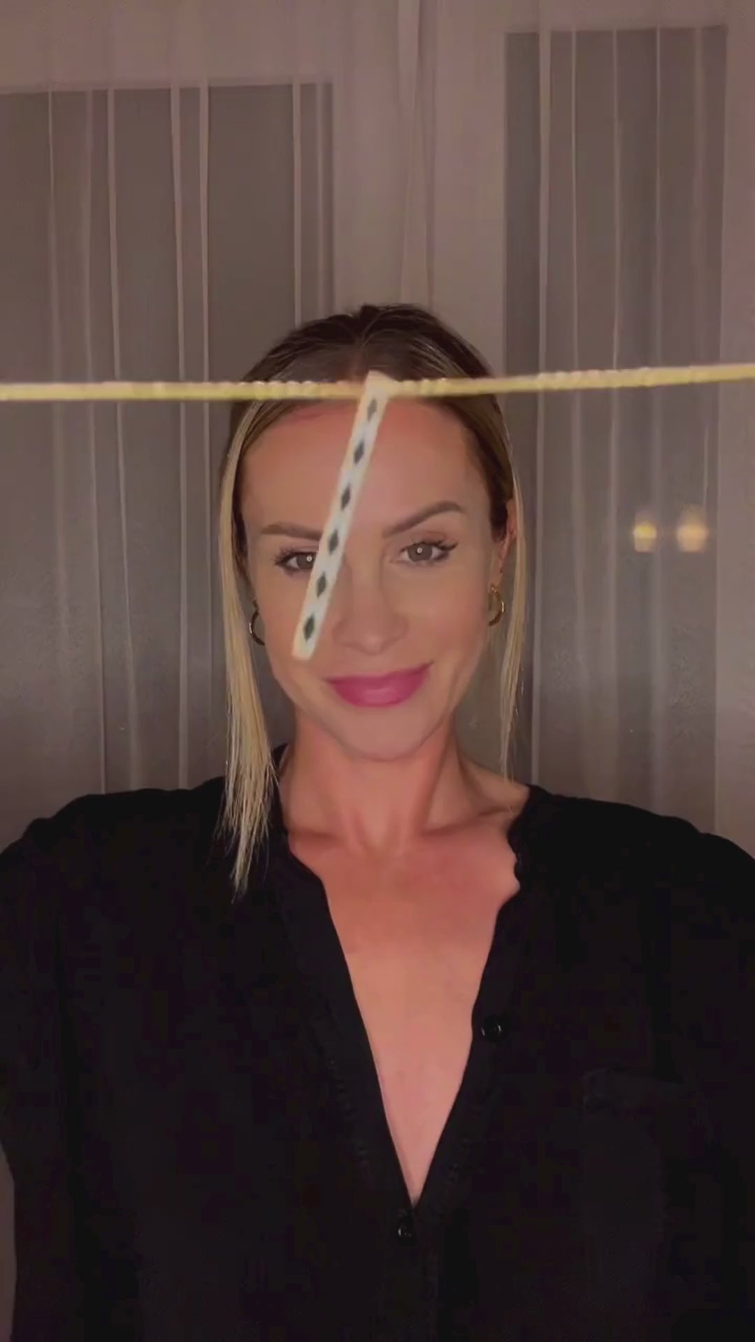 NOIR | Zlatý náhrdelník s čiernymi diamantovými vzormi ZUZANA lifestyle