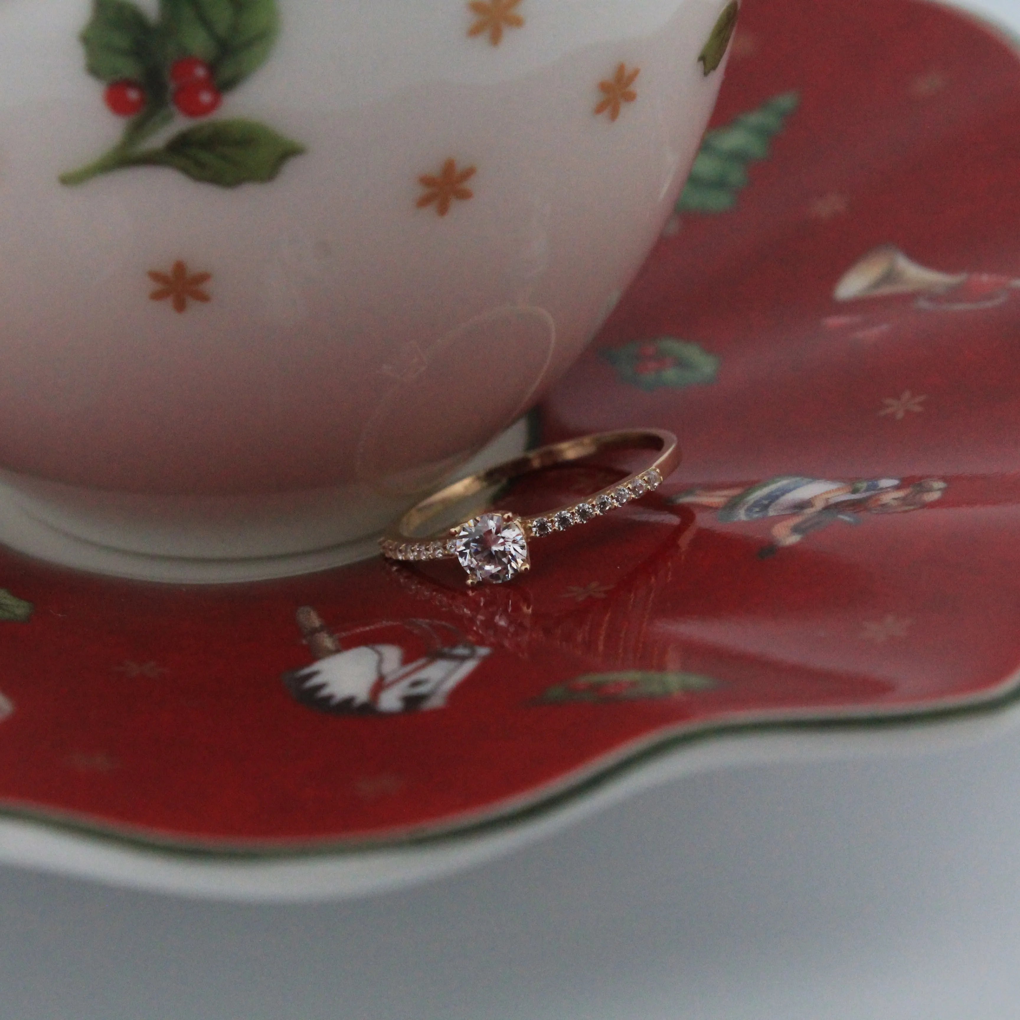 Detail STELLA Zlatý prsteň 